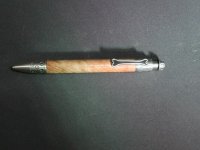 Druckkugelschreiber Dog aus Eukalyptus Masrholz